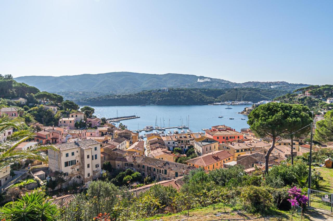 Appartamenti Residence Il Porto 13 E 16 Porto Azzurro Bagian luar foto